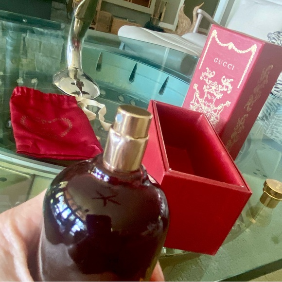 GUCCI. “A Gloaming Night” Alchemist collection. Retails $384 online & in store❤️ - Picture 15 of 16